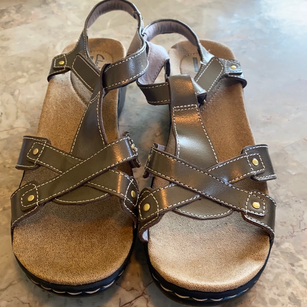 Brand New Clark Sandal in Pewter.
